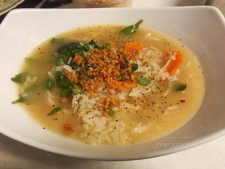 Pho's spicier Thai cuisine - Chicago, IL